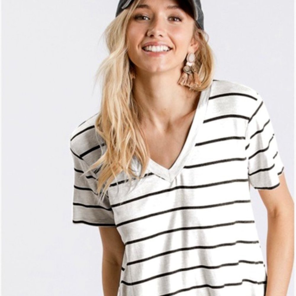 V-Neck Stripe Print Top